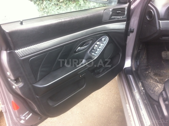 BMW 535 2000, 120,000 km - 3.5 л - Sumqayıt