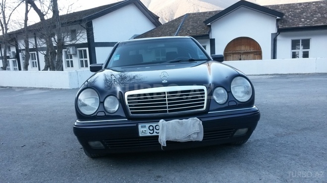 Mercedes E 240 1998, 235,000 km - 2.4 l - Şəki