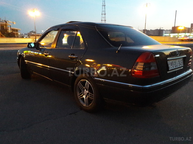 Mercedes C 180 1994, 262,138 km - 1.8 l - Bakı