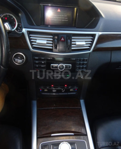 Mercedes E 200 2012, 85,000 km - 2.0 л - Naxçıvan