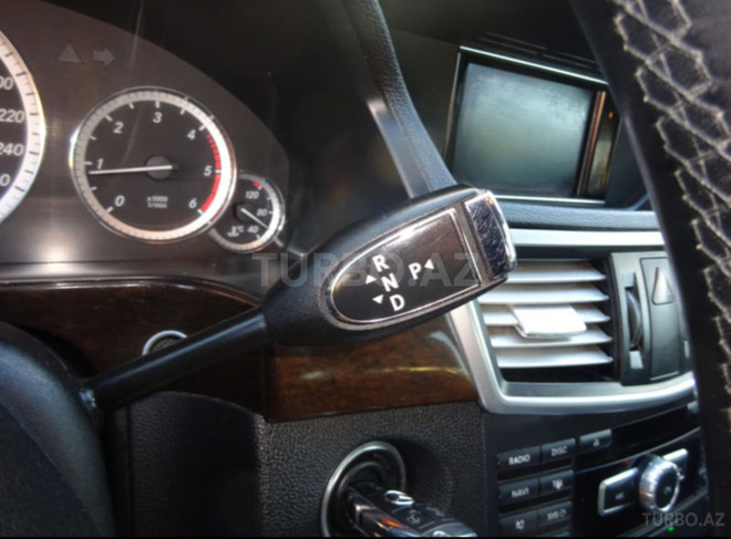 Mercedes E 200 2012, 85,000 km - 2.0 л - Naxçıvan