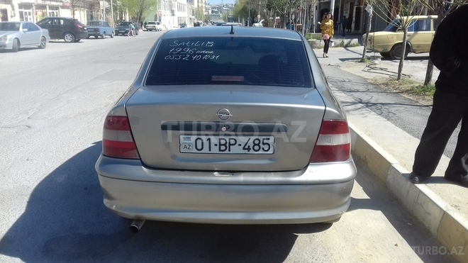 Opel Vectra 1996, 240,000 km - 2.0 л - Bakı