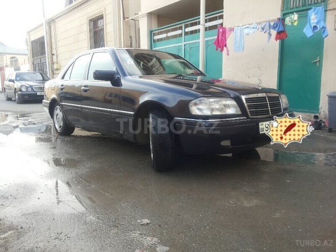 Mercedes C 220 1995, 385,179 km - 2.2 l - Bakı