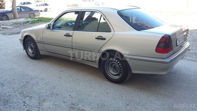 Mercedes C 240 1998, 129,300 km - 2.4 l - Bakı