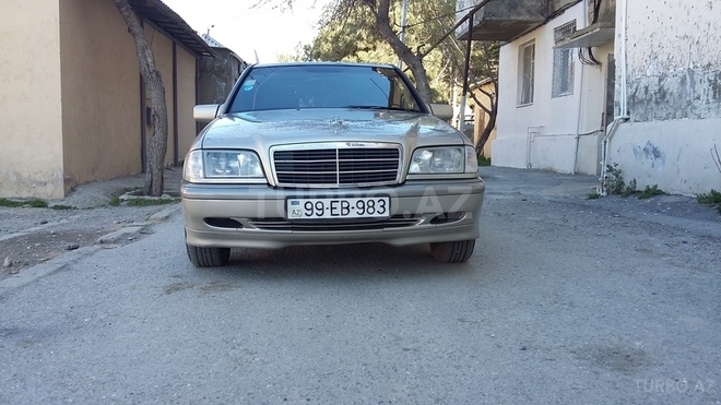 Mercedes C 240 1998, 129,300 km - 2.4 l - Bakı