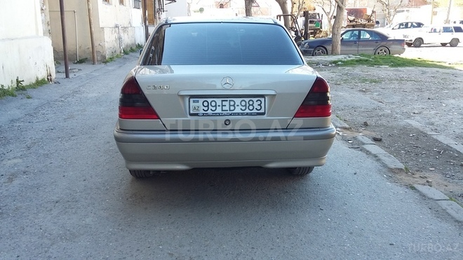 Mercedes C 240 1998, 129,300 km - 2.4 l - Bakı