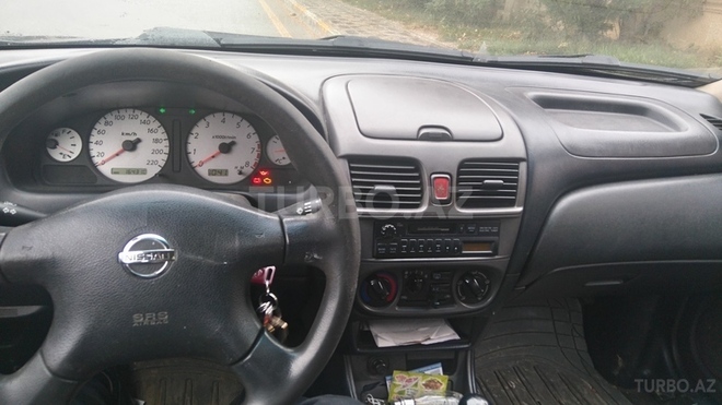 Nissan Sunny 2005, 168,000 km - 1.3 l - Bakı