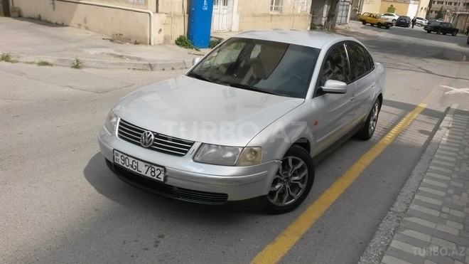 Volkswagen Passat 1998, 178,000 km - 2.0 l - Bakı
