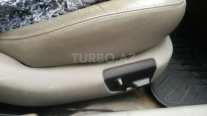 Volkswagen Passat 1998, 178,000 km - 2.0 l - Bakı