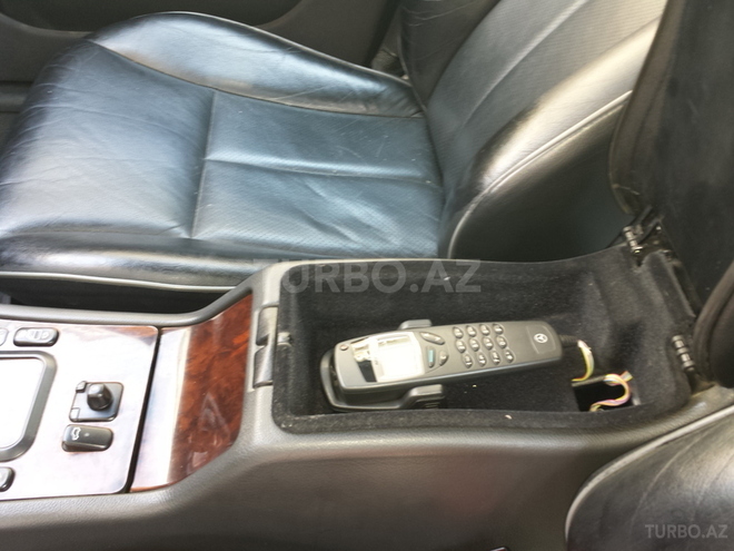 Mercedes E 240 2000, 171,000 km - 2.6 l - Bakı