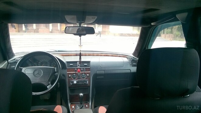 Mercedes C 180 1996, 250,000 km - 1.8 л - Bakı