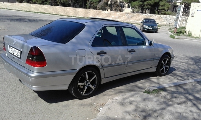 Mercedes C 180 1997, 250,000 km - 1.8 l - Gəncə