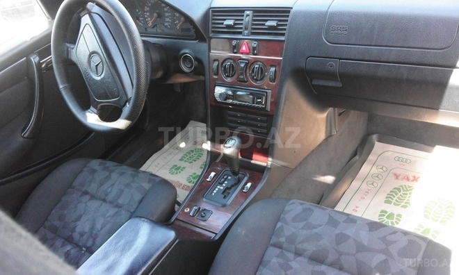 Mercedes C 180 1997, 250,000 km - 1.8 l - Gəncə