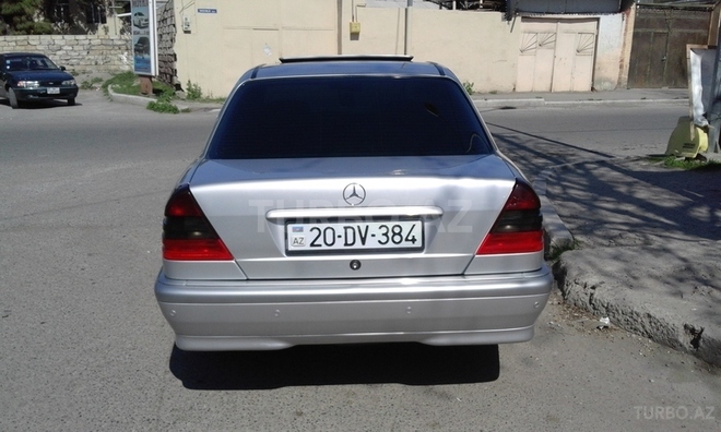 Mercedes C 180 1997, 250,000 km - 1.8 l - Gəncə