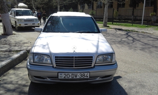 Mercedes C 180 1997, 250,000 km - 1.8 l - Gəncə