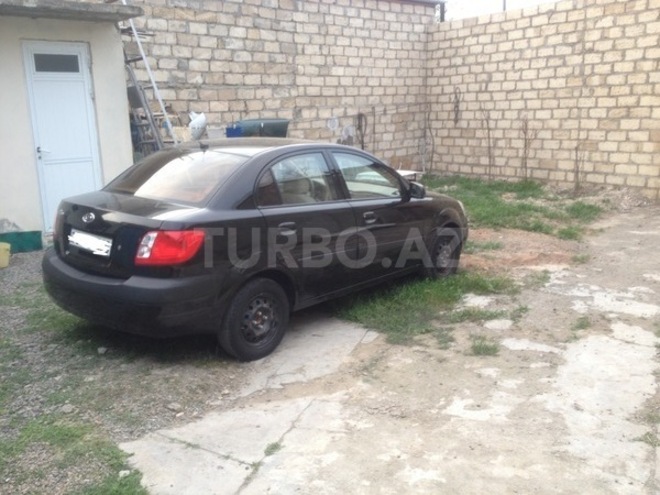 Kia Rio 2009, 195,000 km - 1.4 l - Gəncə