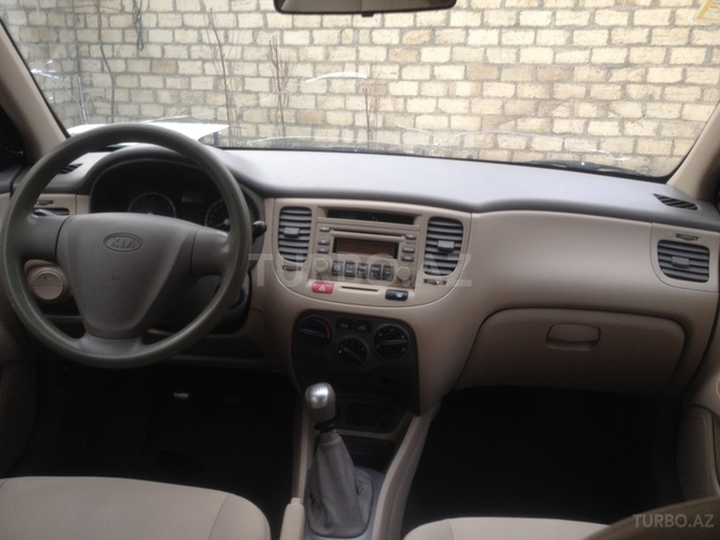 Kia Rio 2009, 195,000 km - 1.4 l - Gəncə