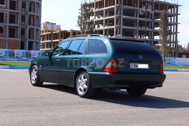Mercedes C 180 1999, 210,000 km - 1.8 l - Sumqayıt