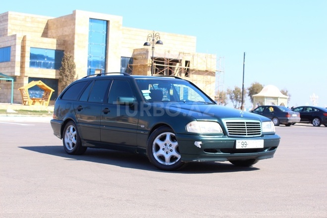 Mercedes C 180 1999, 210,000 km - 1.8 l - Sumqayıt