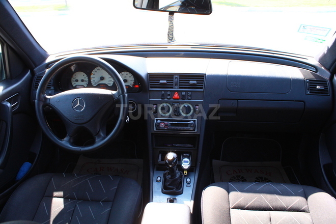 Mercedes C 180 1999, 210,000 km - 1.8 l - Sumqayıt