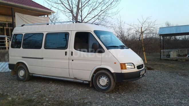 Ford Transit 1999, 286,000 km - 2.5 l - Qəbələ