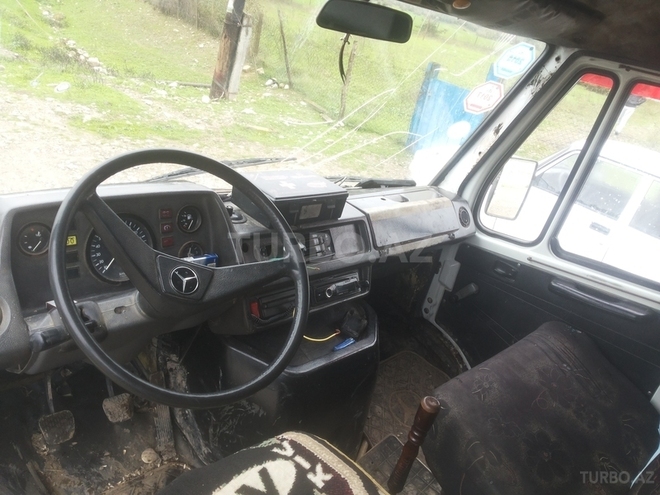 Mercedes 308 D 1990, 29,856 km - 2.3 l - Göyçay