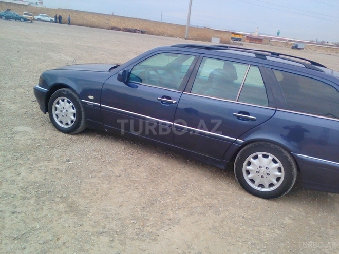 Mercedes C 250 1997, 236,000 km - 2.5 л - Bakı