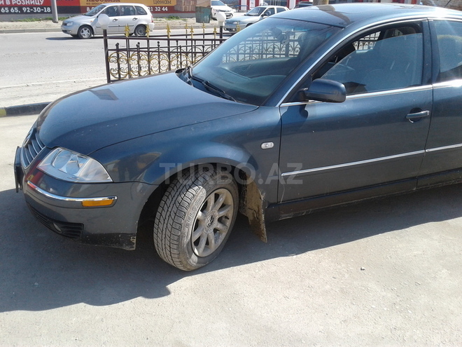 Volkswagen Passat 2003, 200,000 km - 1.8 l - Qusar