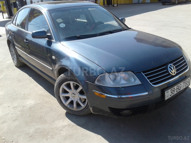 Volkswagen Passat 2003, 200,000 km - 1.8 l - Qusar
