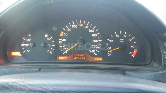 Mercedes E 240 1998, 423,325 km - 2.4 л - Bakı