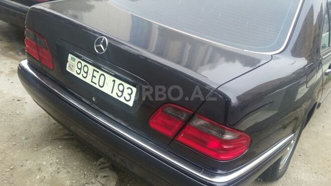 Mercedes E 220 1999, 297,411 km - 0.2 l - Bakı