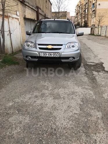 Chevrolet Niva 2015, 10,000 km - 1.7 l - Bakı
