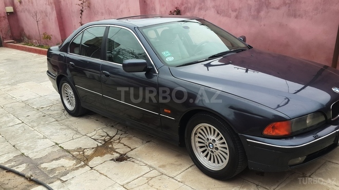 BMW 523 1997, 303,000 km - 2.5 л - Bakı