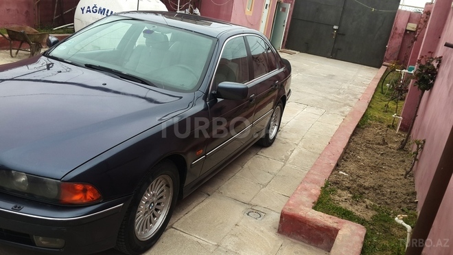 BMW 523 1997, 303,000 km - 2.5 л - Bakı