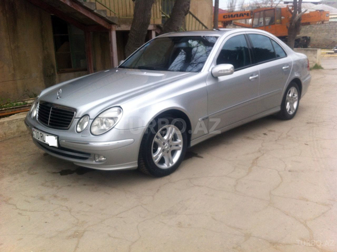 Mercedes E 320 2002, 30,000 km - 3.2 л - Bakı