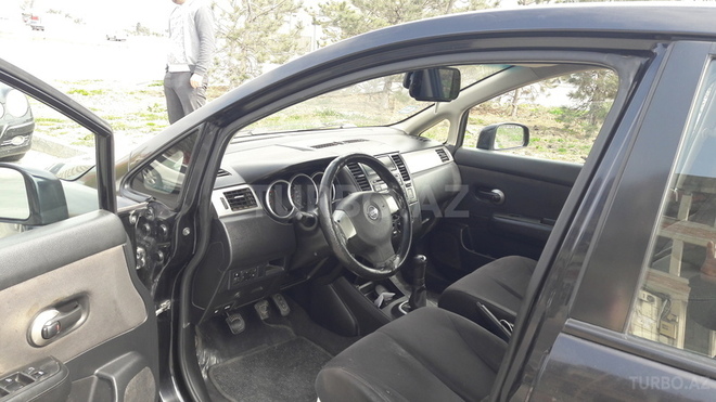 Nissan Tiida 2007, 318,000 km - 1.6 л - Bakı