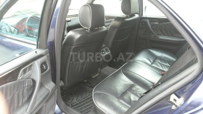 Mercedes E 240 2000, 169,000 km - 2.4 l - Bakı
