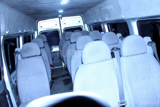Ford Transit 2003, 430,000 km - 2.4 l - Astara