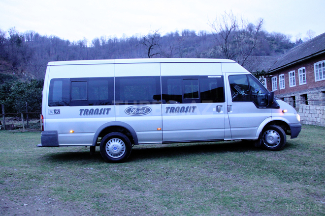Ford Transit 2003, 430,000 km - 2.4 l - Astara