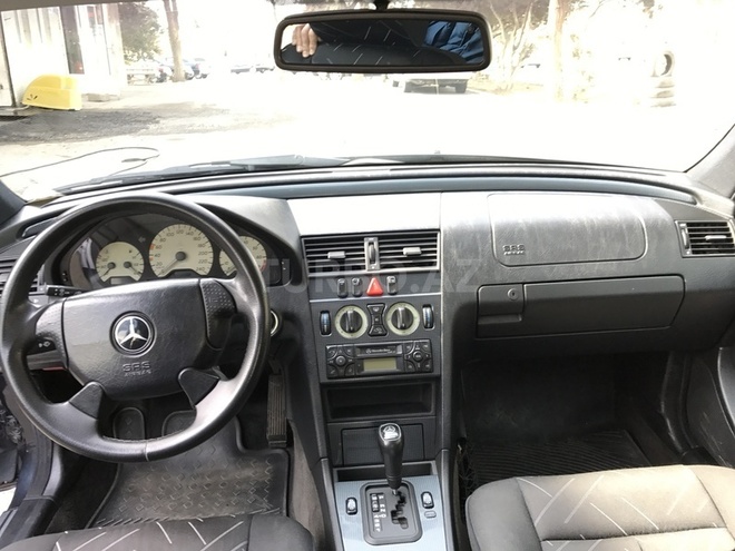 Mercedes C 200 1998, 248,000 km - 2.0 l - Bakı
