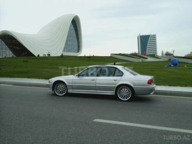 BMW 735 2000, 289,999 km - 3.5 l - Bakı