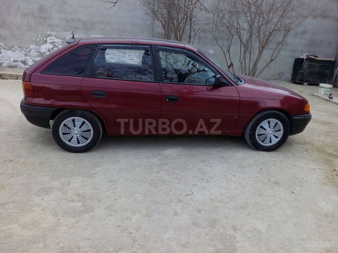 Opel Astra 1992, 359,500 km - 1.6 л - Bakı