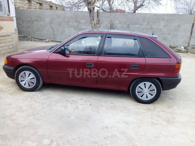 Opel Astra 1992, 359,500 km - 1.6 л - Bakı