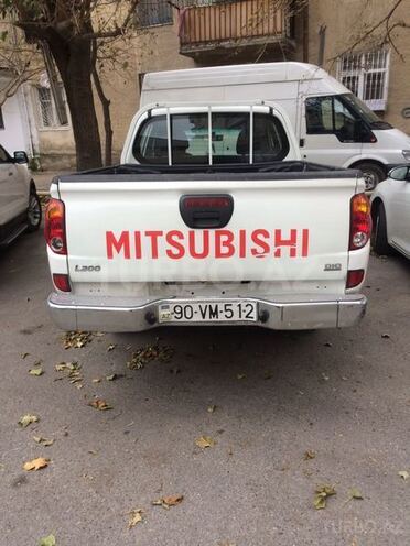 Mitsubishi L200 2012, 135,000 km - 2.5 л - Bakı