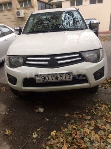 Mitsubishi L200 2012, 135,000 km - 2.5 л - Bakı