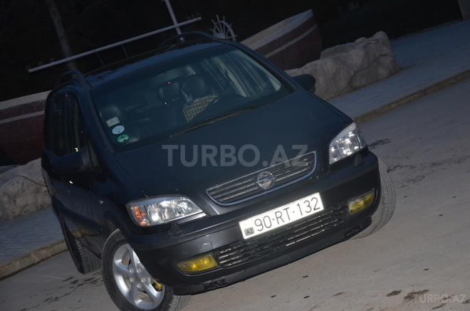 Opel Zafira 2001, 310,000 km - 2.2 л - Şabran