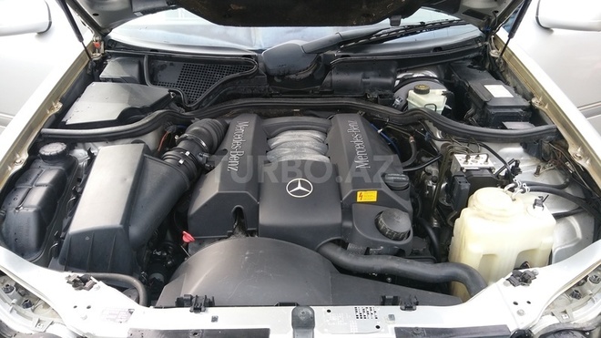 Mercedes E 240 1998, 267,500 km - 2.4 l - Oğuz