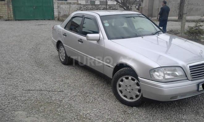 Mercedes C 200 1997, 347,000 km - 2.0 л - Xudat