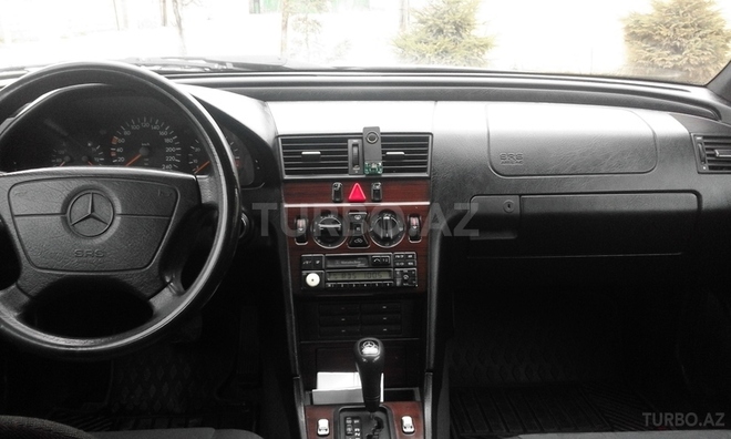 Mercedes C 200 1997, 347,000 km - 2.0 л - Xudat