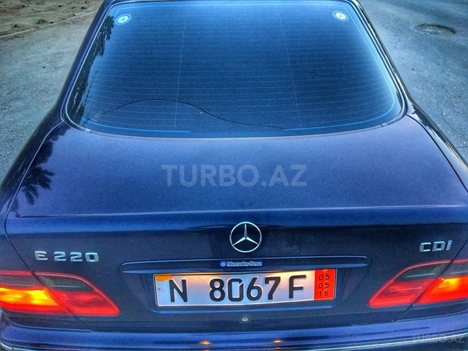 Mercedes C 220 2001, 280,000 km - 2.2 l - Bakı